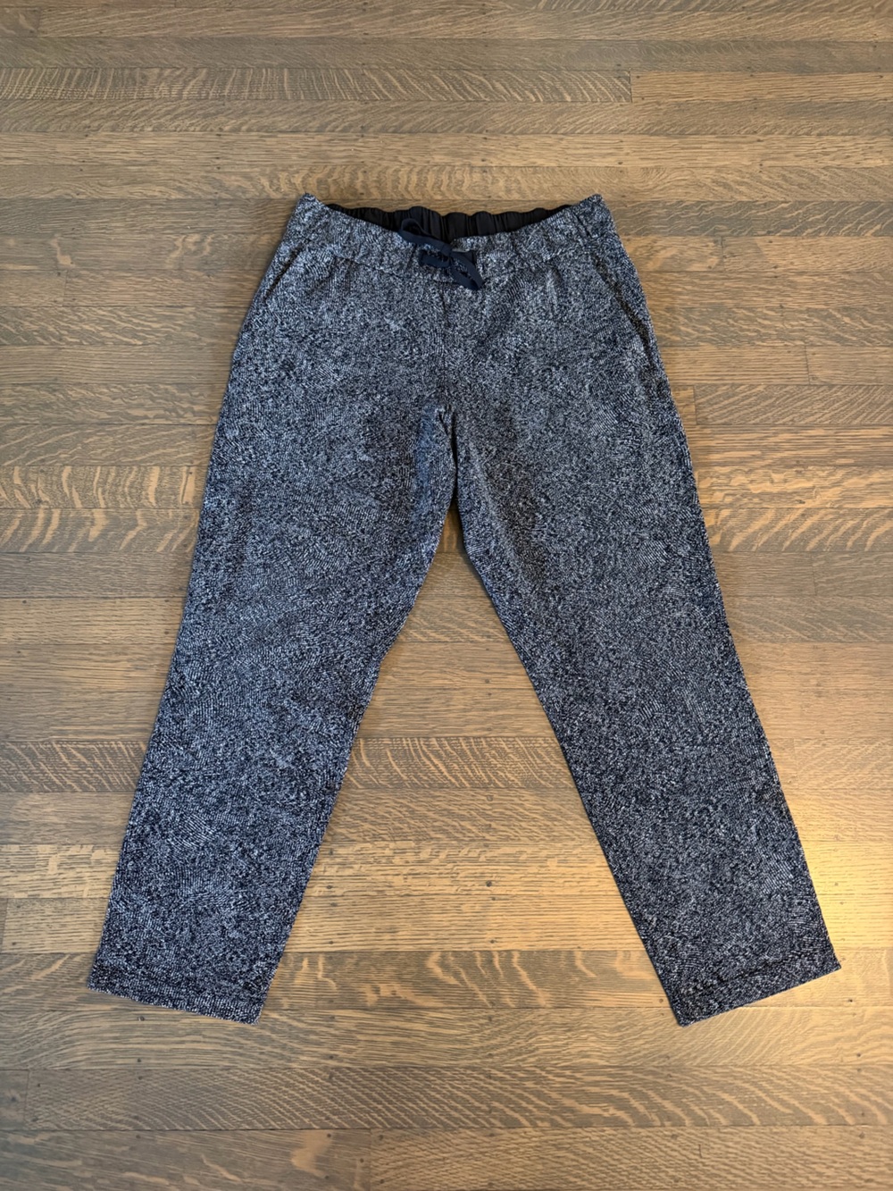 Lululemon Black White Speckled Jogger Sweats Pants 10 EUC